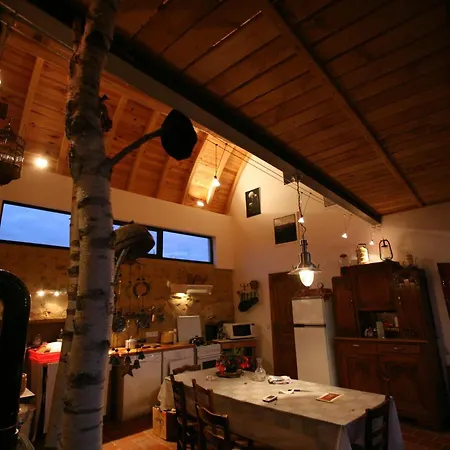 Charmante Fermette Renovee - Animaux Bienvenus - Pres De Commentry - Fr-1-489-228 Дом отдыха *